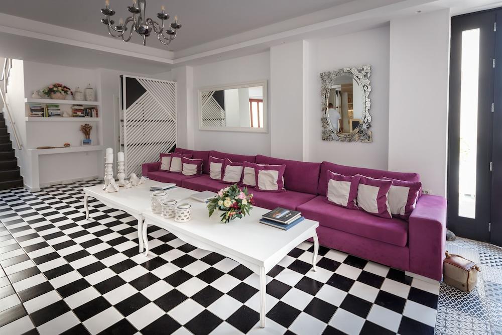 Mar N Mar Crown Hotel-Suites Kamári Kültér fotó